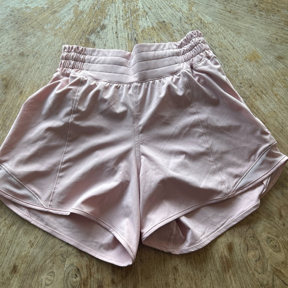 lululemon Women's Athletic Shorts in Soft Pink brand new